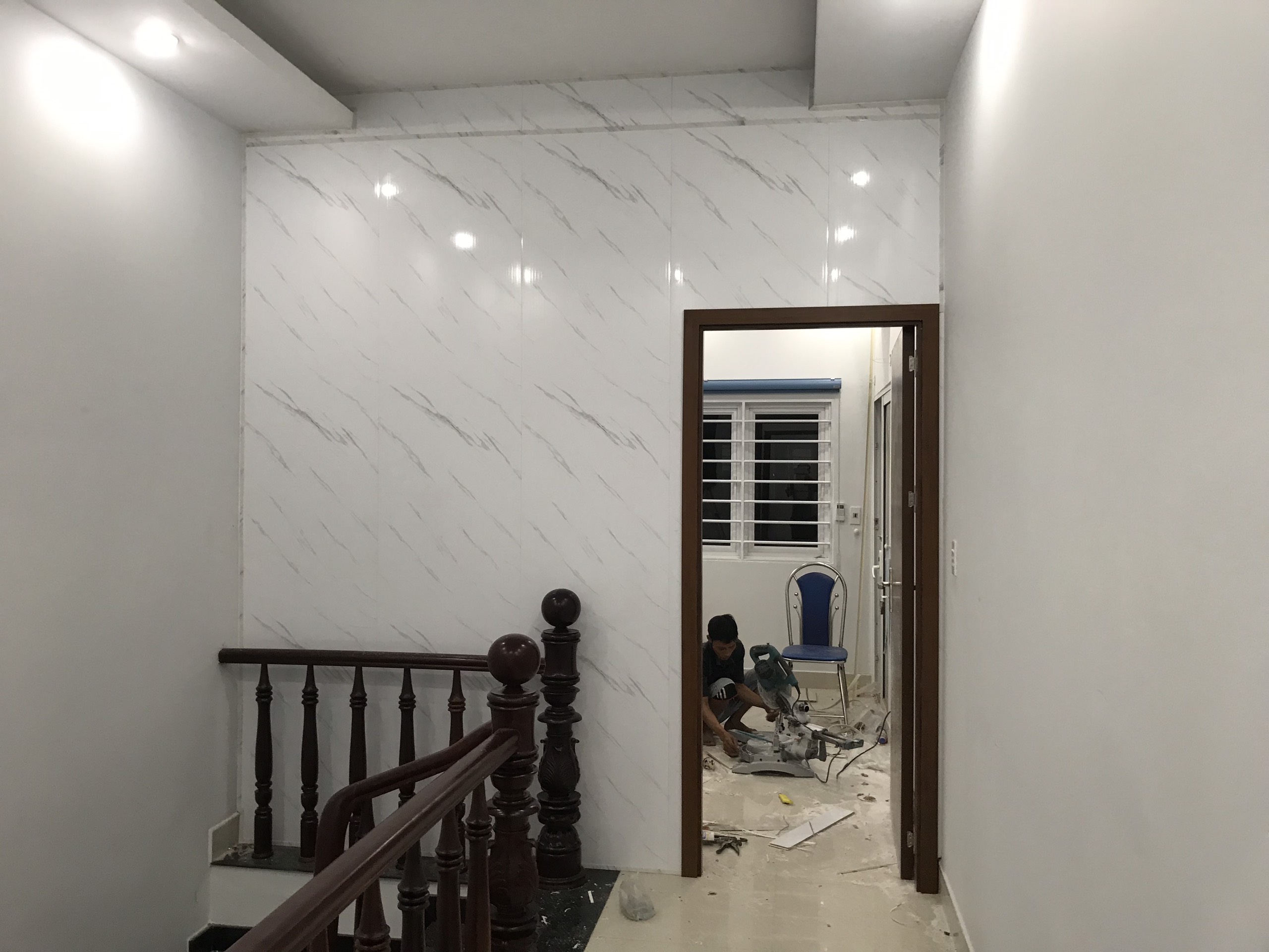 Tấm ốp PVC vân đá tại nội thất S-Home