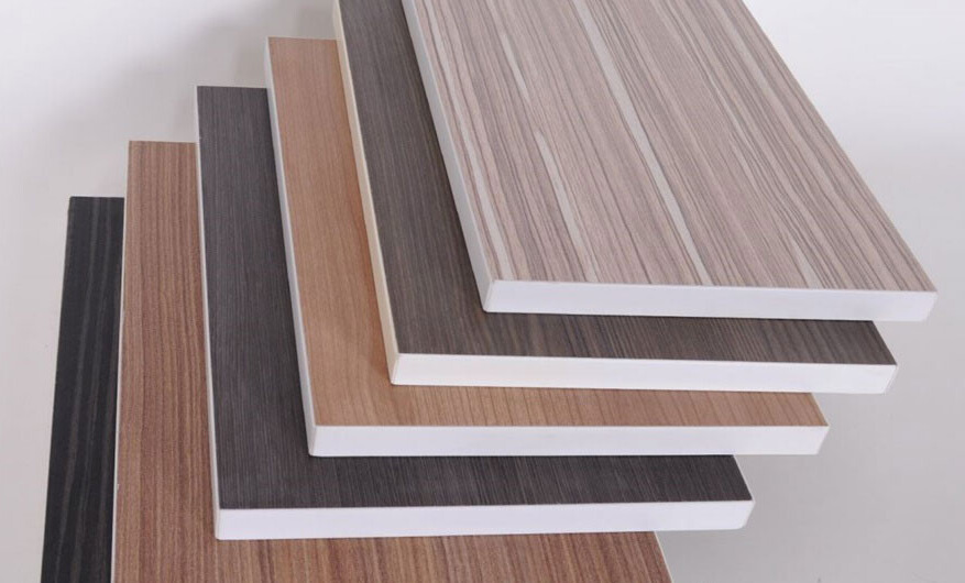 Các Loại Tấm Ốp PVC Phổ Biến Trên Thị Trường
