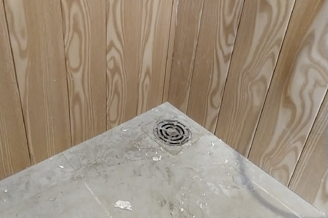 Ứng dụng trong nhà vệ sinh, khu vực ẩm ướt – vì sao tấm ốp tường lại là lựa chọn tốt