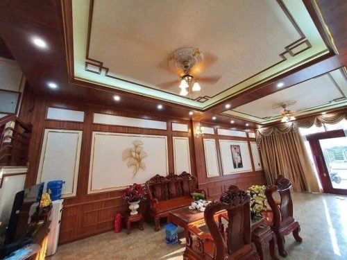 Phối Hợp Tấm Ốp Tường Với Nội Thất Sang Trọng